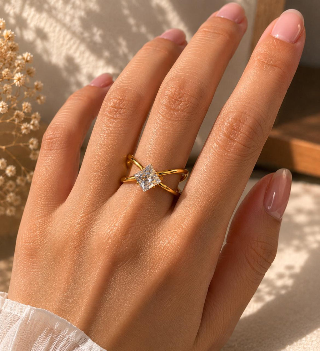 Celeste Criss-Cross Ring