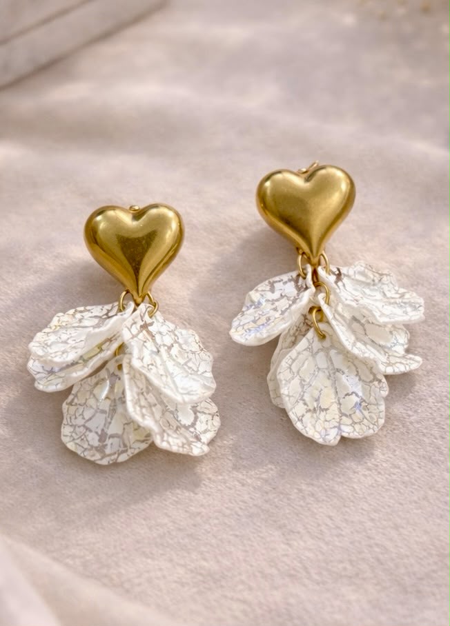 Blush Petal Hearts