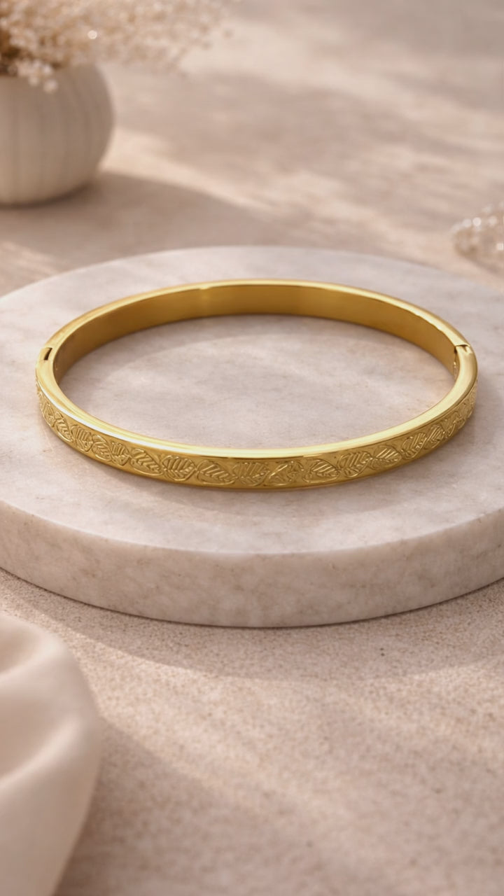 Classic Aura Bangle Bracelet