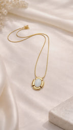 Luna Halo Pearl Pendant Necklace